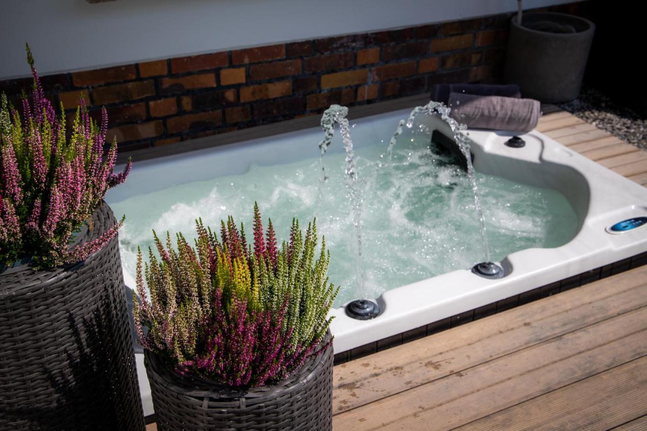 Unterschlupf Radeberg Mit Garten & Whirlpool Eksteriør bilde